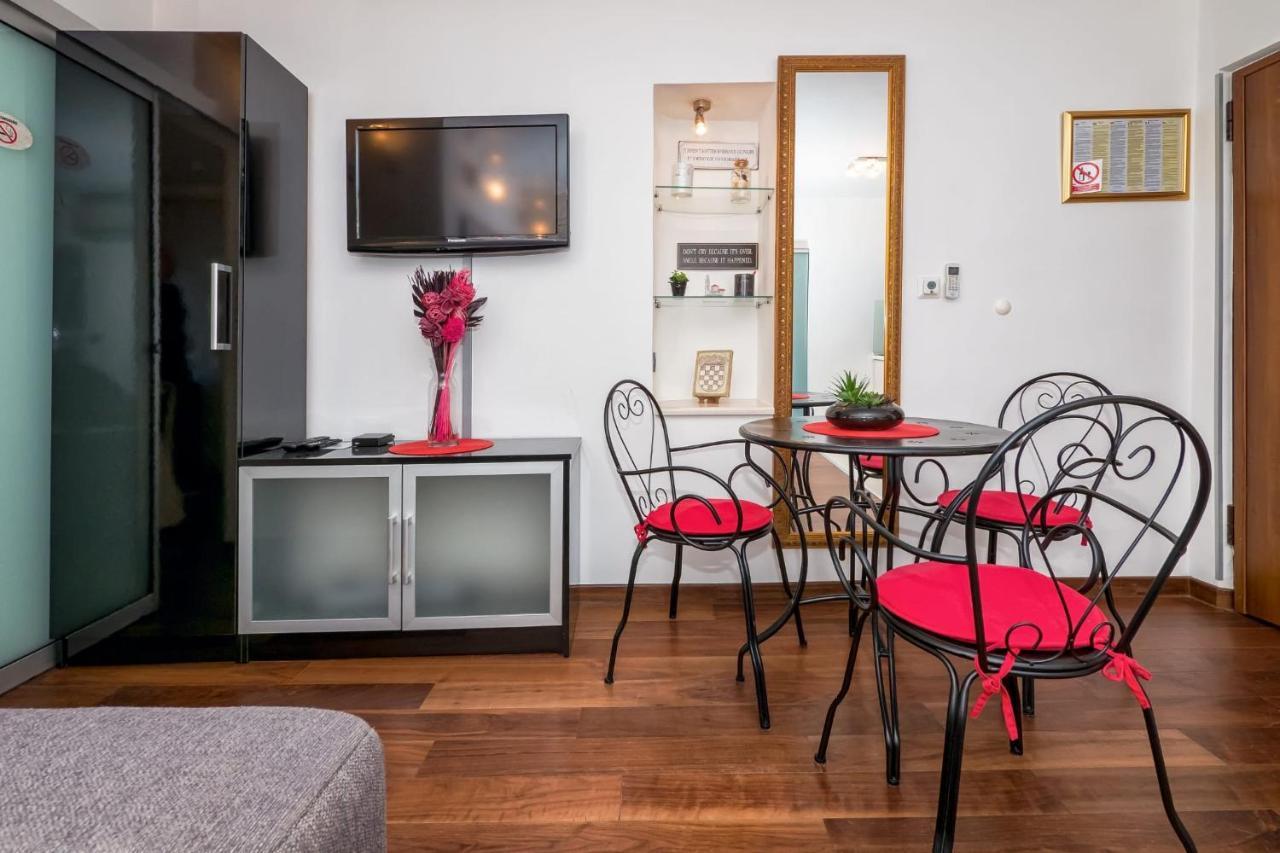 Central Luxury Apartment Xenia Split Bagian luar foto